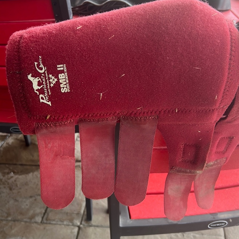 Professionals Choice SMB II Medium Red
